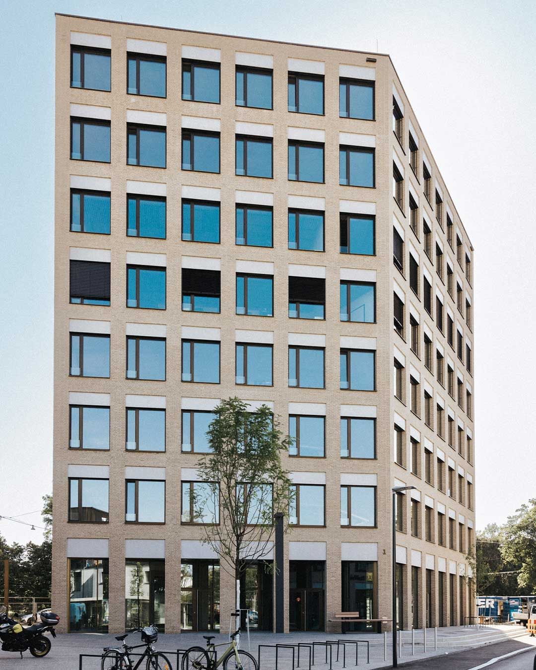 Achtgeschossiges Bürohaus an der Stadteinfahrt